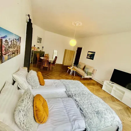 Aday - Beautiful Guest house